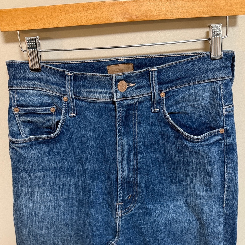 Mother High Waisted Rail Ankle Fray Jean Size 27